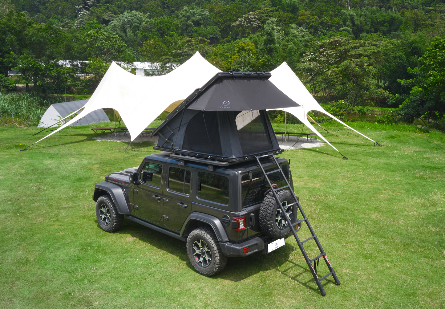 Tente de toit KP19PRO (vue en plongée)